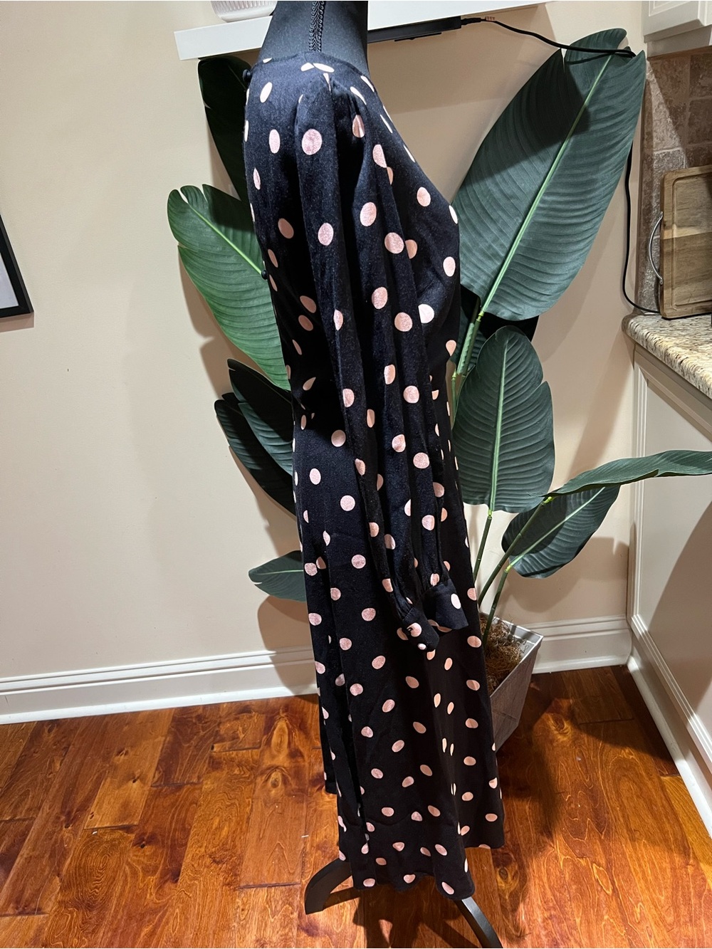 Reformation Creed Long Sleeve Black Polka Dots Dress with Pink Dots 6 - Picture 8 of 9